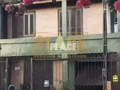 Casa com 2 quartos em Centro Novo