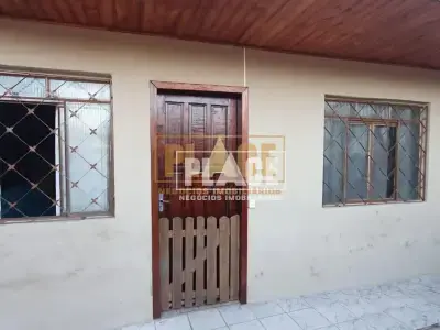 Casa com 2 quartos em Passo Fundo