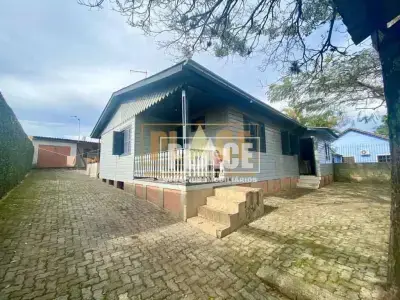 Casa com 3 quartos em Columbia City