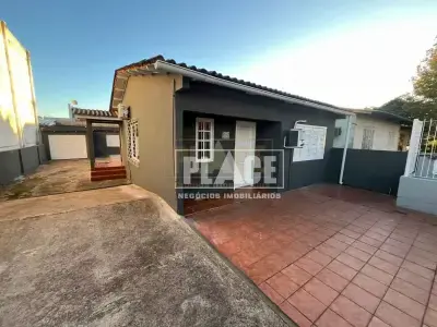Casa com 2 quartos em Centro