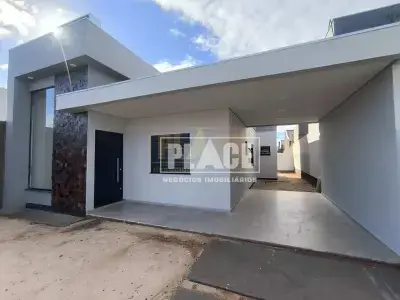 Casa com 3 quartos em Jardim dos Lagos