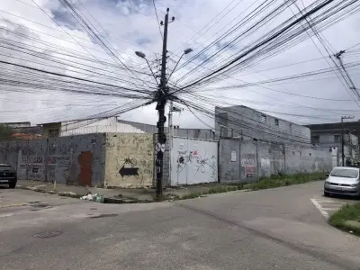Imóveis em Parque Araxá