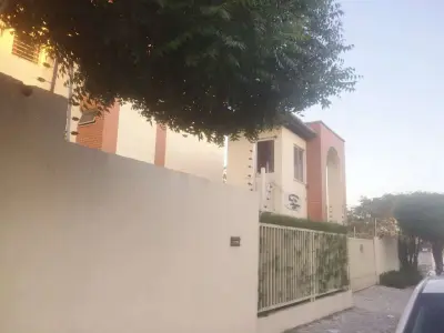 Apartamento com 3 quartos em Guajeru