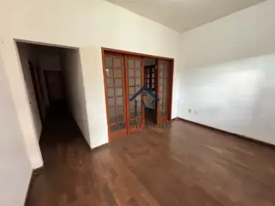 Casa em Loteamento Dona Eva
