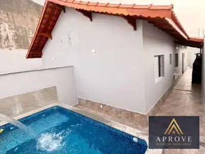 Casa com 2 quartos em JD LEONOR