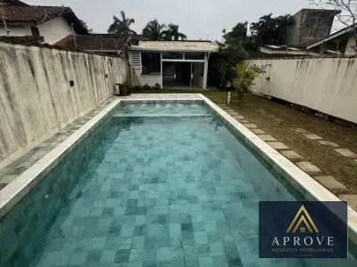 Casa com 2 quartos em SAO FERNANDO