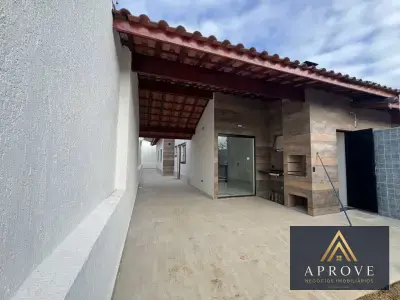 Casa Geminada com 2 quartos em LUIZA MAR