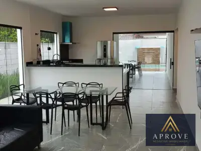 Casa de Condomínio com 3 quartos em JD SAO LUIS
