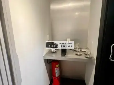 Sala / Conjunto com 0 quartos em Leblon