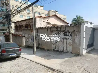 Lote / Terreno em PECHINCHA