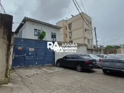 Galpão em PECHINCHA