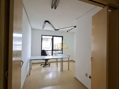 Sala / Conjunto com 0 quartos em Vila Mariana, São Paulo - 28m²