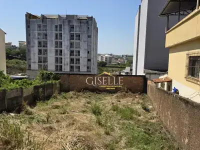 Lote / Terreno com 0 quartos em Chapada