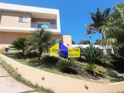 Casa de Condomínio com 5 quartos em Roseira