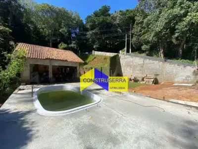 Casa de Condomínio com 2 quartos em RESERVA DAS HORTENCIAS