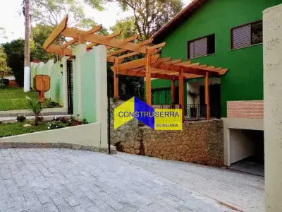 Casa de Condomínio com 5 quartos em RESERVA DAS HORTENCIAS