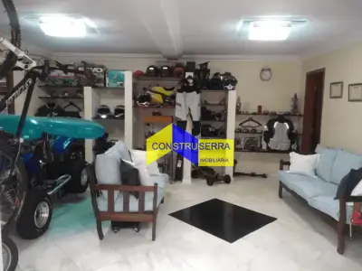 Casa com 3 quartos em Caraguata
