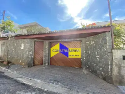 Casa com 3 quartos em Vila Paulicéia