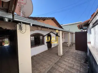 Casa com 3 quartos em Bom Jesus, Santa Luzia - 140m²