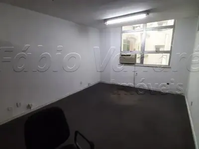 Sala / Conjunto com 0 quartos em Centro