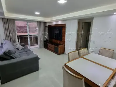 Apartamento com 2 quartos em São Cristóvão