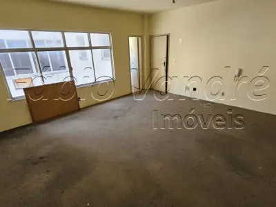 Sala / Conjunto com 0 quartos em Bonsucesso
