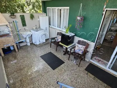 Apartamento com 2 quartos em São Cristóvão