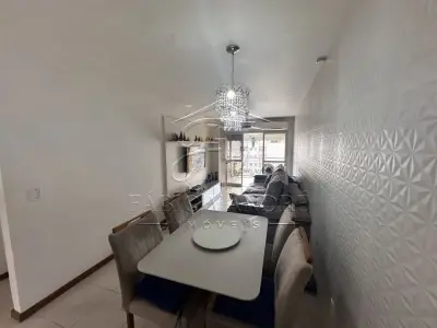 Apartamento com 2 quartos em Vila Isabel