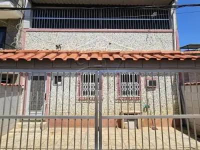 Casa com 2 quartos em São Cristóvão