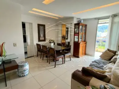 Cobertura com 3 quartos em Tijuca