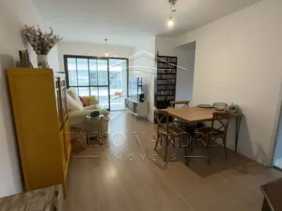 Apartamento com 3 quartos em Tijuca
