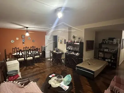 Apartamento com 3 quartos em Tijuca