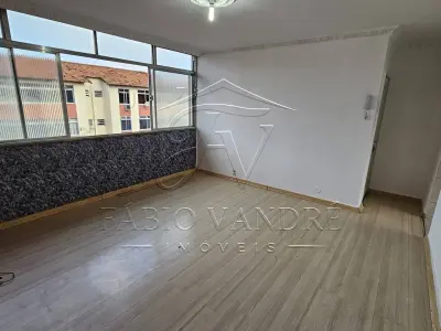 Apartamento com 3 quartos em Penha