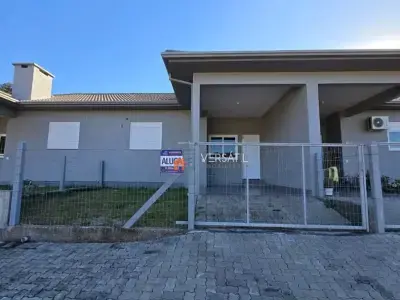 Casa com 2 quartos em Centro