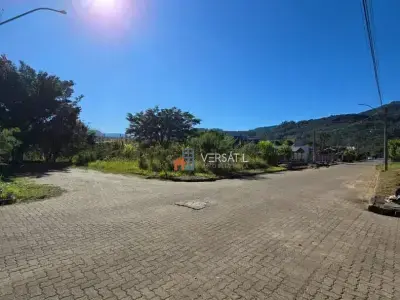 Lote / Terreno com 0 quartos em Linha Café