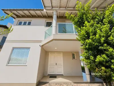 Casa com 3 quartos em Canudos