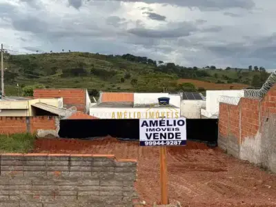 Lote / Terreno com 0 quartos em Jardim Canadá, Passos - 300m²