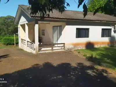 Sítio com 1 quartos em Interior
