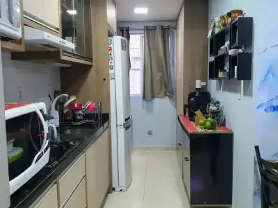 Apartamento com 2 quartos em Pinheirinho