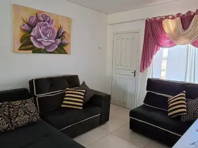 Casa Geminada com 2 quartos em Efapi