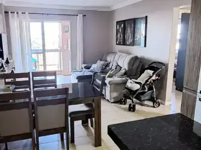 Apartamento com 2 quartos em Jardim Itália