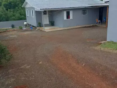 Casa com 4 quartos em FAZENDA ZANDAVALLI