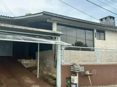 Casa com 3 quartos em Santo Antônio