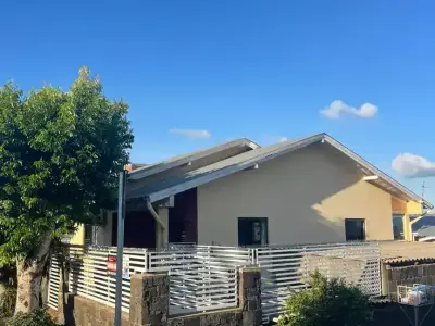 Casa com 3 quartos em Bairro Efapi