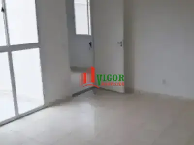 Apartamento com 2 quartos em Dona Clara