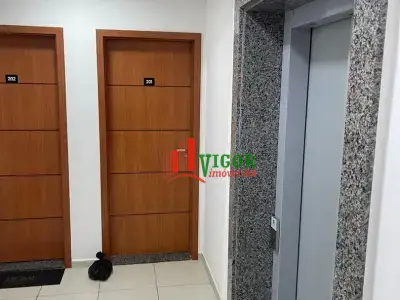 Apartamento com 2 quartos em Cabral