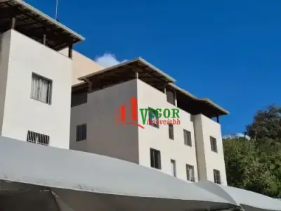 Cobertura com 3 quartos em Arvoredo 2ª Seção