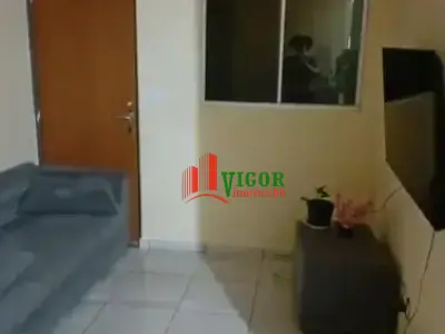 Apartamento com 2 quartos em Santa Lúcia