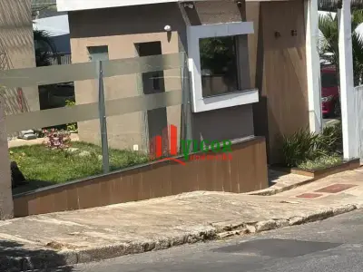 Apartamento com 2 quartos em Jardim Guanabara