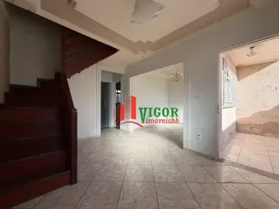 Casa Geminada com 2 quartos em Brasil Industrial (Barreiro)